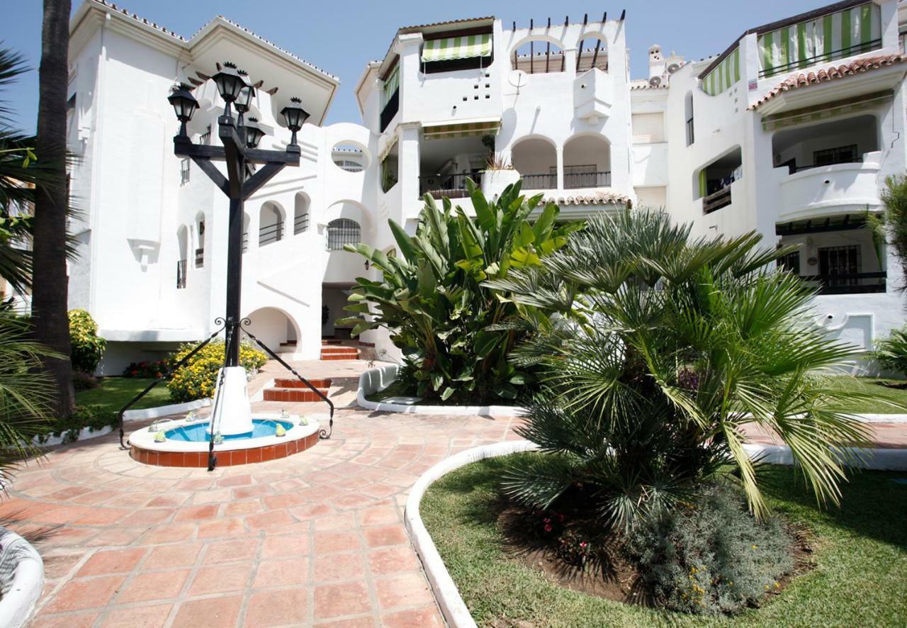Benalmadenapartments Albatros Club Apartamento *